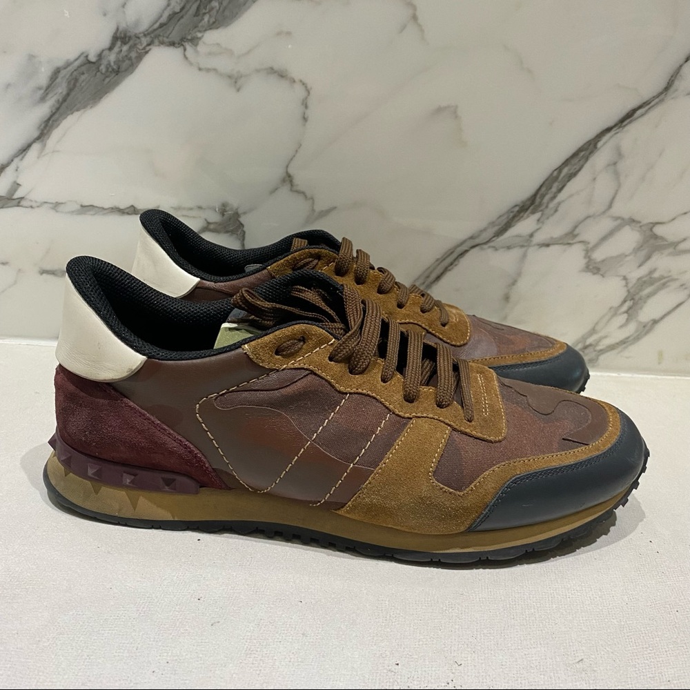 Authentic Valentino - Picture 5 of 5